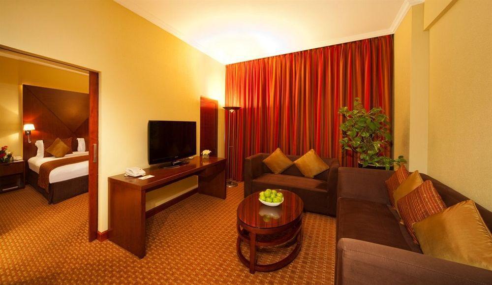 Coral Dubai Deira Hotel Szoba fotó
