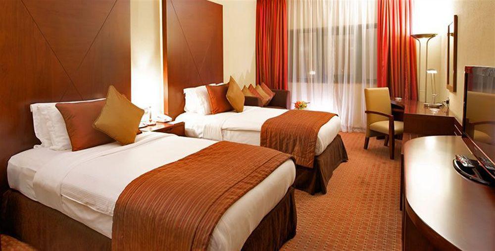 Coral Dubai Deira Hotel Szoba fotó